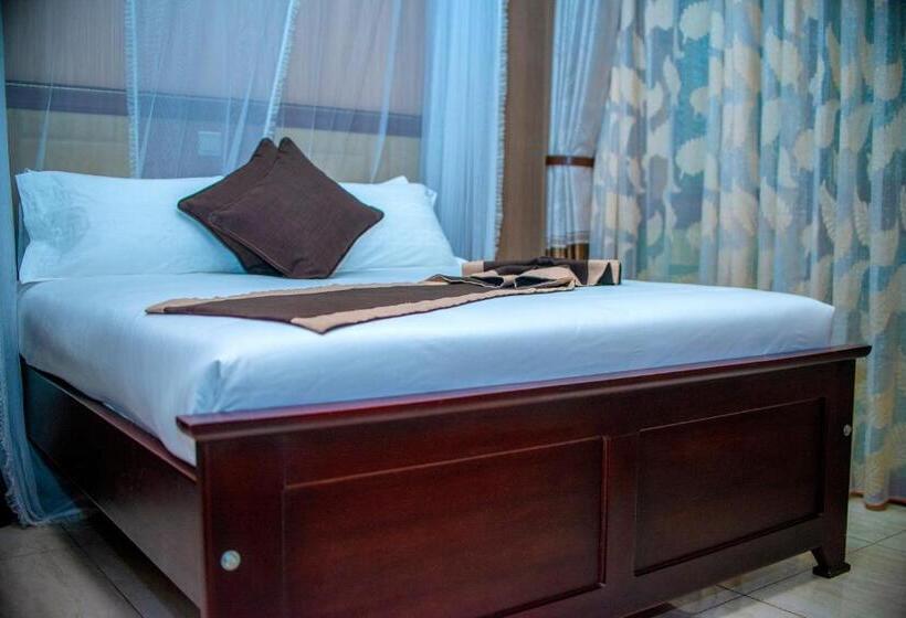 اتاق لوکس با بالکن, Hera Hotel Kampala