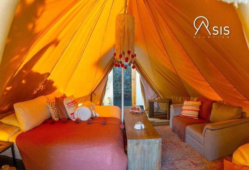 מיטת קינג בסוויטה, Asis Glamping 1