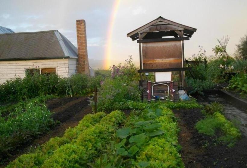 ‫فيلا غرفة نوم واحدة مطلة على الحديقة, Cherry Top Farmstay  Boutique Eco Village