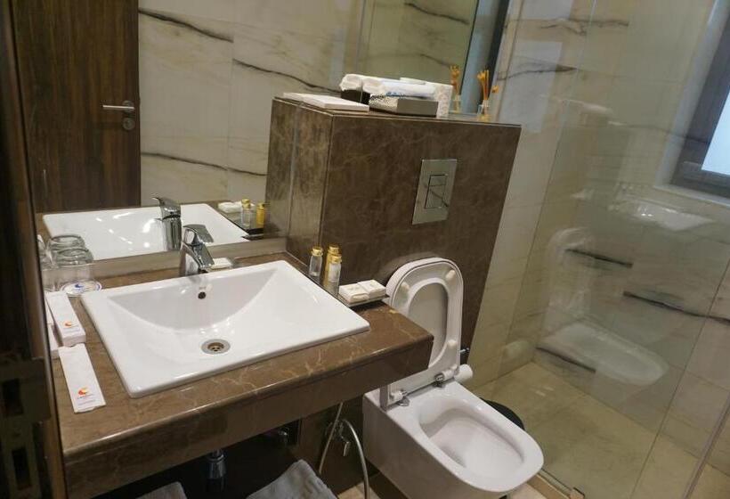 Standard Room, Comfort Inn Dhaliwals, Gurgaon