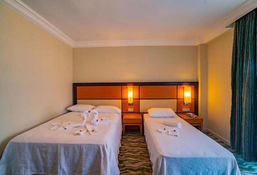 经济型三人房间, Prenses Sealine Beach