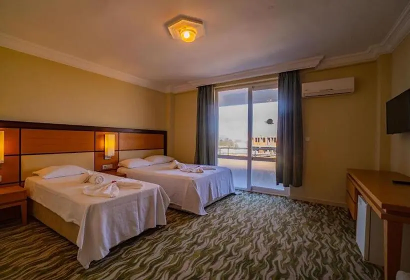 ベーシックトリプルルーム, Prenses Sealine Beach