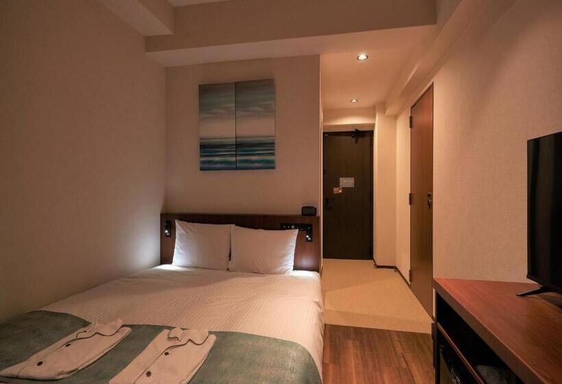 غرفة قياسية فردية, The Grand Hotel Ginowan