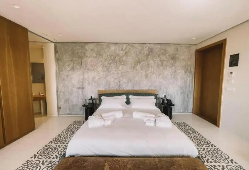 キングサイズベッドのスタンダードルーム, Ognissanti Restaurant Spa Hotel Rooftop