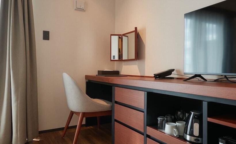 غرفة ديلوكس, The Grand Hotel Ginowan