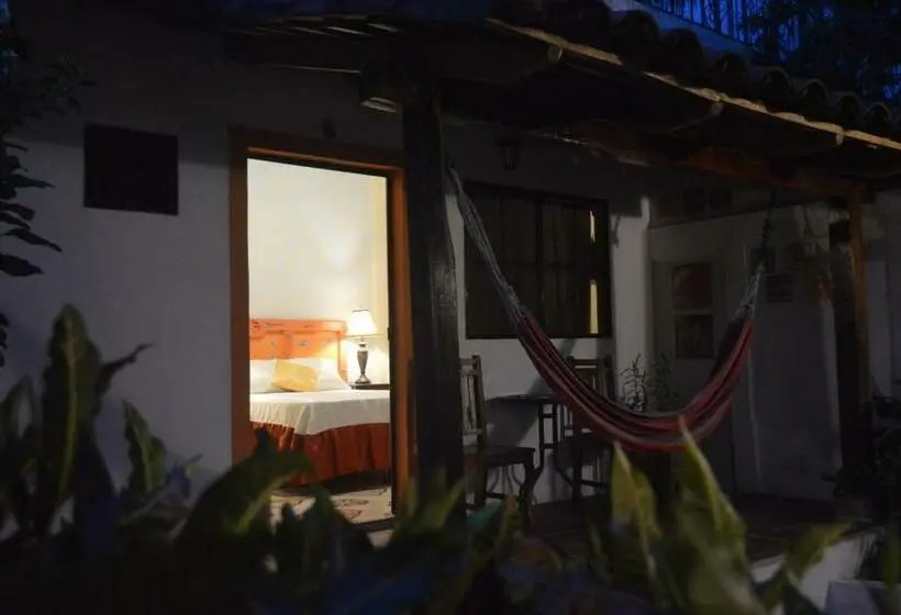 スタンダードルーム, Hostal Koltin Suchitoto