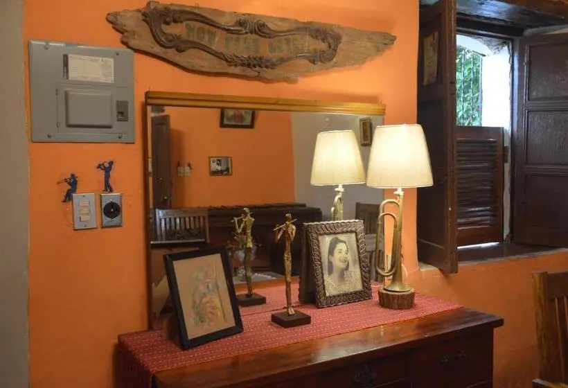 エコノミートリプルルーム, Hostal Koltin Suchitoto