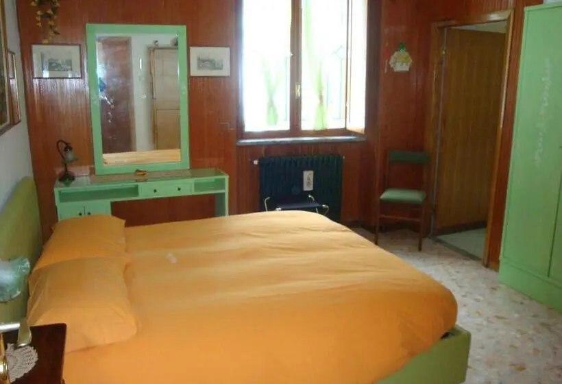 スタンダードトリプルルーム, B&b Villa Tina