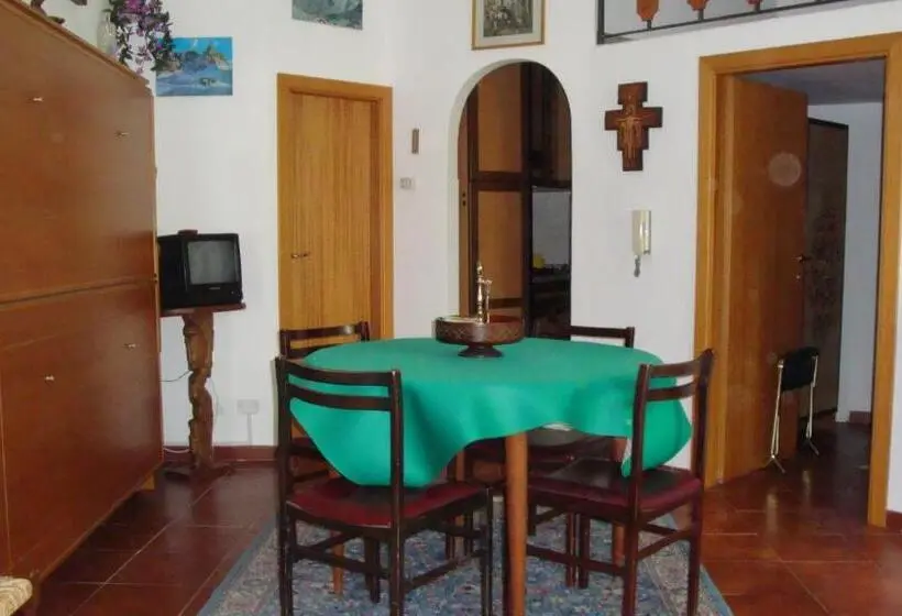 １ベッドルームアパートメント, B&b Villa Tina