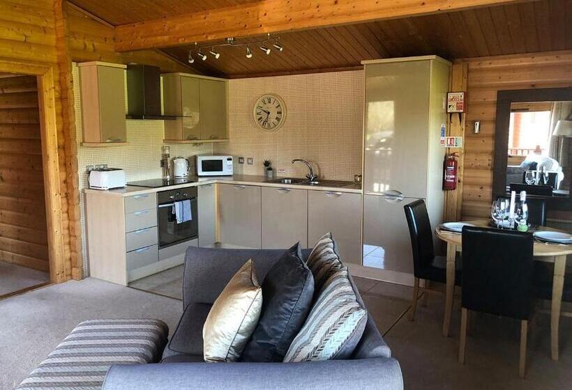 Dom 2 Sypialnie, Fingle Glen Lodges