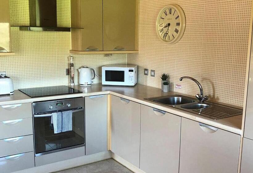 Dom 2 Sypialnie, Fingle Glen Lodges