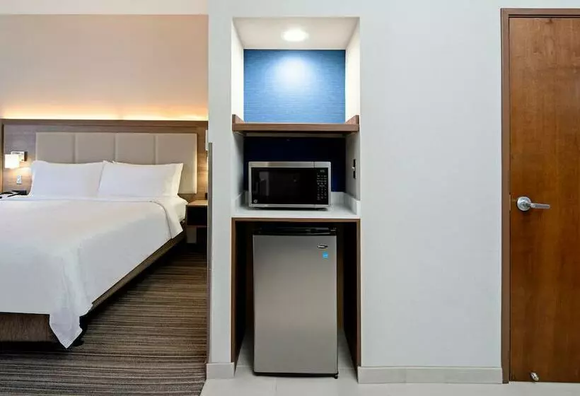 Standard-huone, Holiday Inn Express Hotel & Suites Atascadero, An Ihg