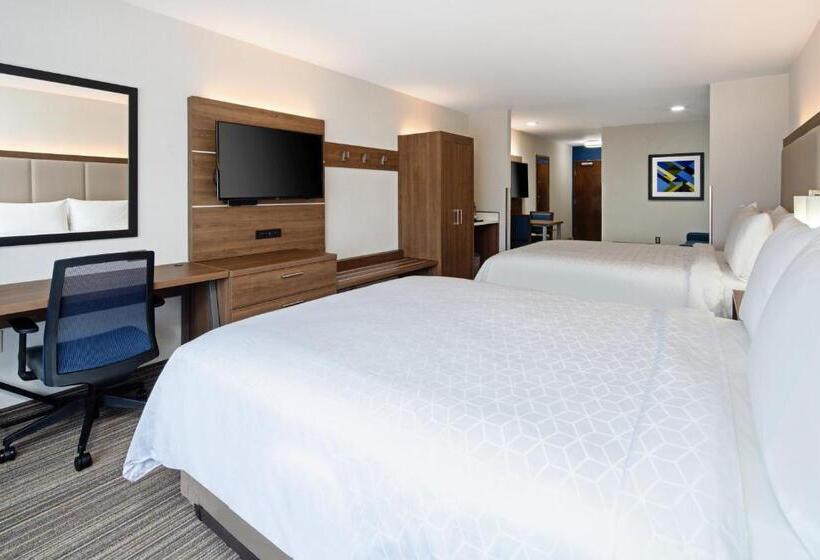 غرفة قياسية لذوى الاحتياجات الخاصة, Holiday Inn Express Hotel & Suites Atascadero, An Ihg