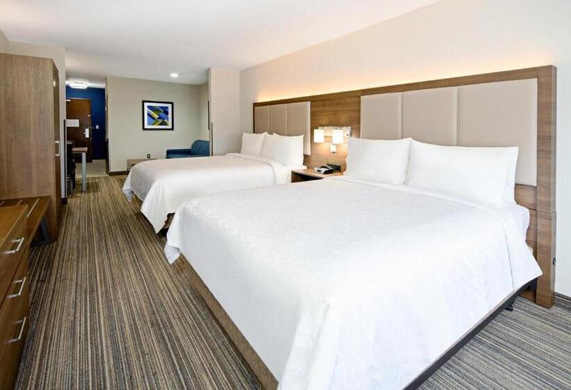 장애인을 위한 스위트, Holiday Inn Express Hotel & Suites Atascadero, An Ihg