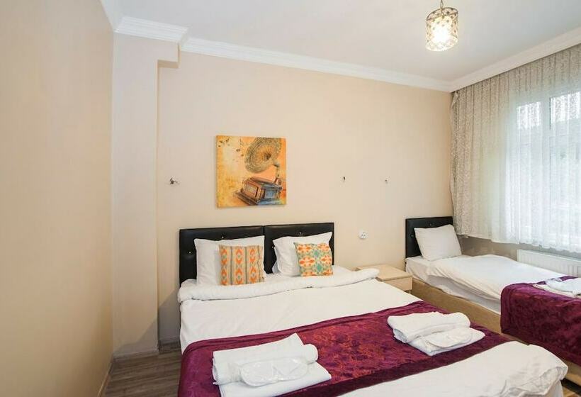 バルコニー付きデラックスルーム, Berce