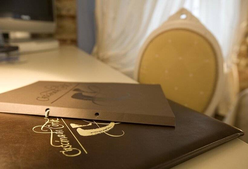 غرفة قياسية, Cascina Di Corte