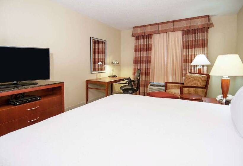 חדר סטנדרט מותאם לאדם עם מוגבלויות, Hilton Garden Inn Jackson Pearl