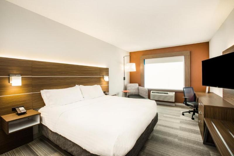 장애인을 위한 스탠다드 룸, Holiday Inn Express Hotel & Suites Bellevue Omaha Area, An Ihg