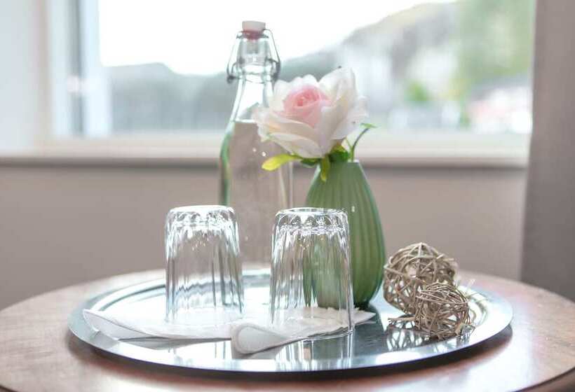 패밀리 룸, Kinn Hotell Florø