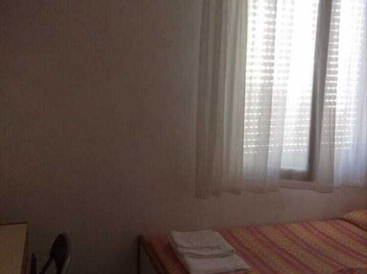 Трежместный Номер Economy, Ornella