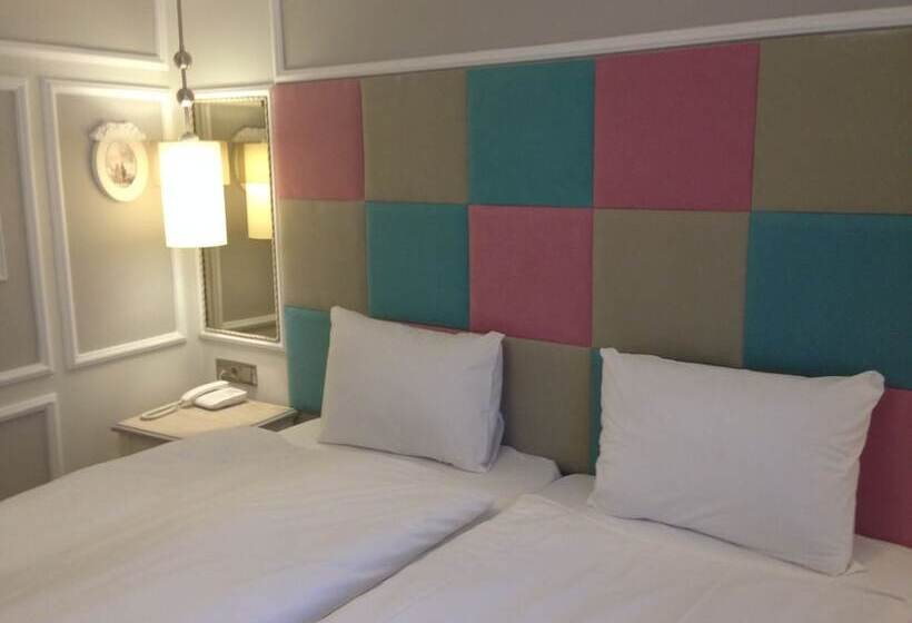 اتاق استاندارد, The Constantine