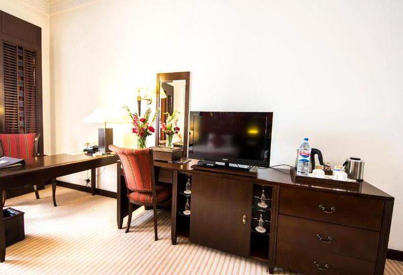 اتاق لوکس, Kabul Serena Hotel