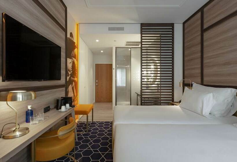 수피리어 전망 룸, Pestana Cr7 Gran Via Madrid