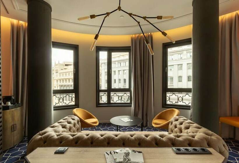 스탠다드 스튜디오, Pestana Cr7 Gran Via Madrid