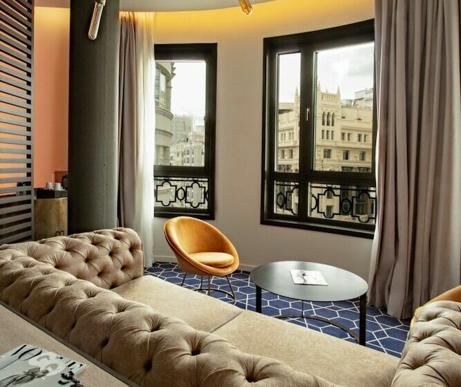 스탠다드 스튜디오, Pestana Cr7 Gran Via Madrid