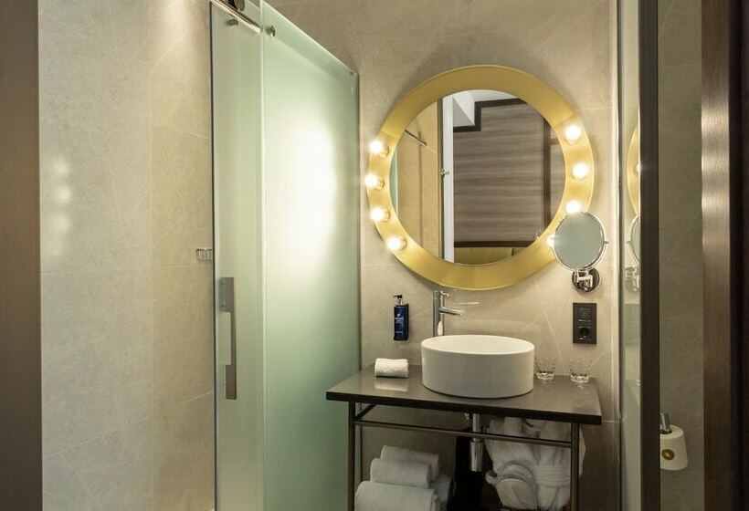 스탠다드 룸, Pestana Cr7 Gran Via Madrid