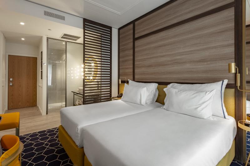 수피리어 룸, Pestana Cr7 Gran Via Madrid