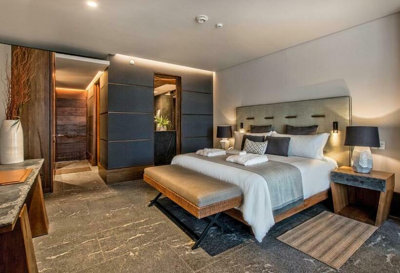 带大床的小型套房, Secrets Moxché Playa del Carmen - Adults Only - All Inclusive