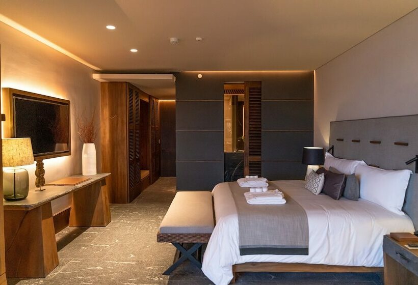 带大床的小型套房, Secrets Moxché Playa del Carmen - Adults Only - All Inclusive