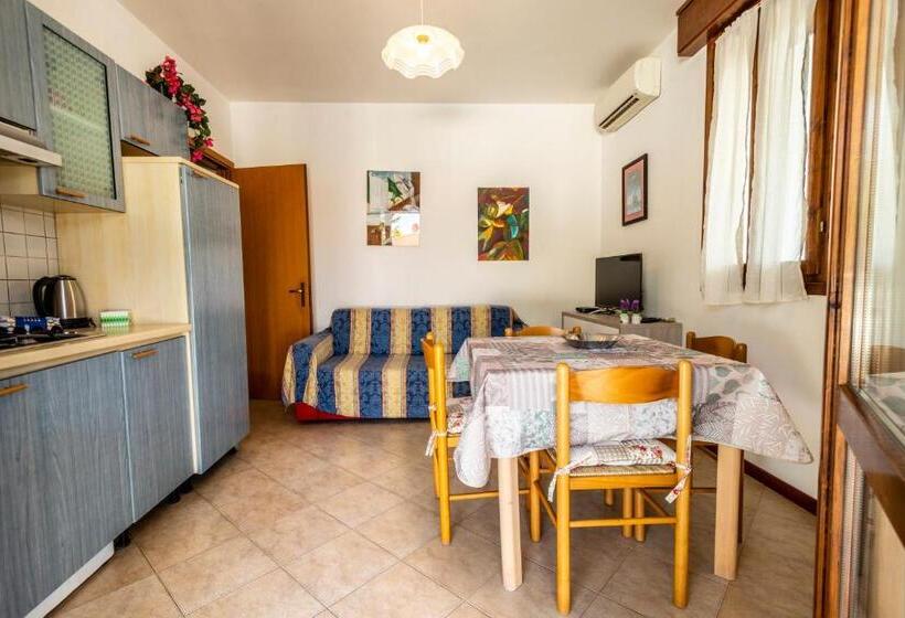 ویلای 2 خوابه, Agenzia Vear   Lido Di Volano