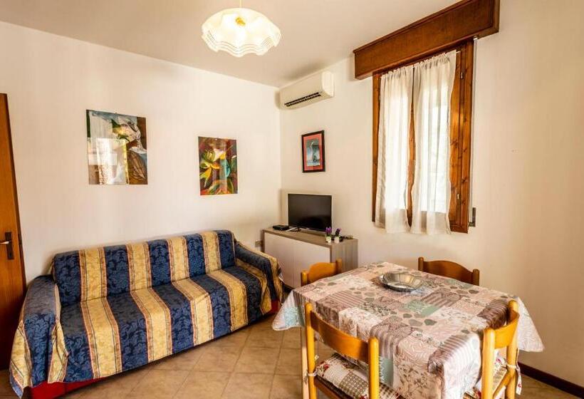 ویلای 2 خوابه, Agenzia Vear   Lido Di Volano