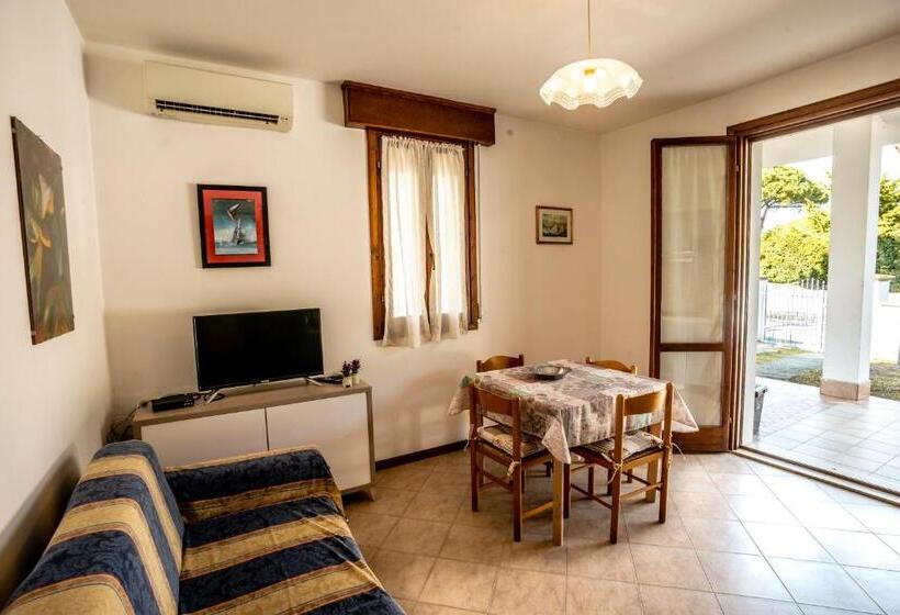 ویلای 2 خوابه, Agenzia Vear   Lido Di Volano