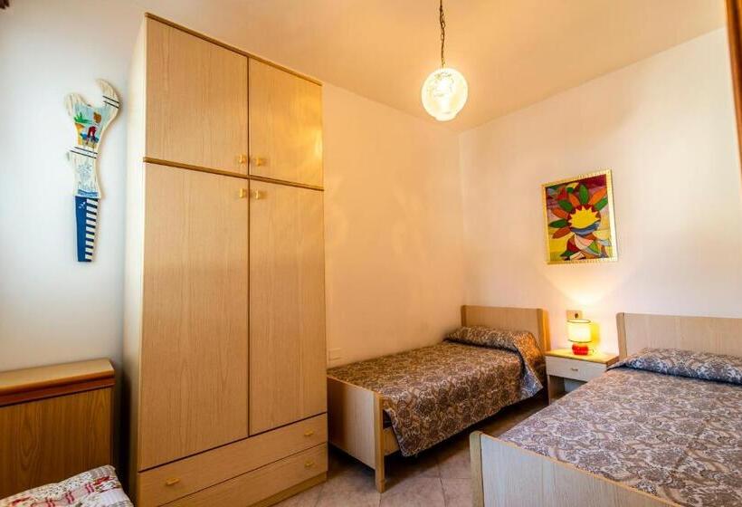 ویلای 2 خوابه, Agenzia Vear   Lido Di Volano