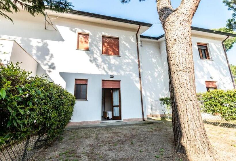 ویلای 1 خوابه, Agenzia Vear   Lido Di Volano