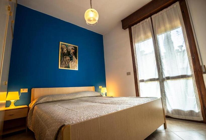 ویلای 1 خوابه, Agenzia Vear   Lido Di Volano