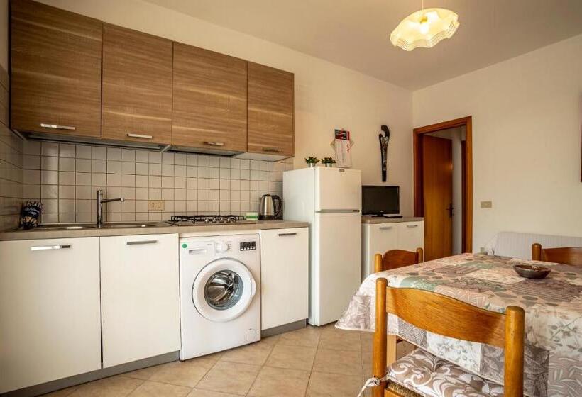 ویلای 1 خوابه, Agenzia Vear   Lido Di Volano