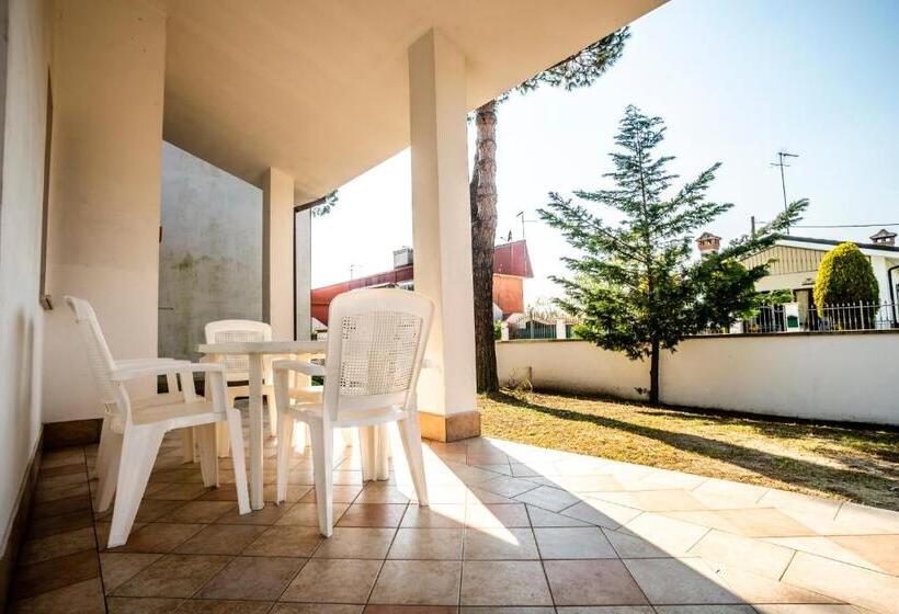 ویلای 2 خوابه, Agenzia Vear   Lido Di Volano