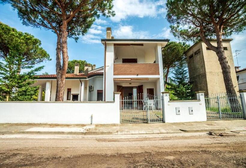 ویلای 1 خوابه, Agenzia Vear   Lido Di Volano