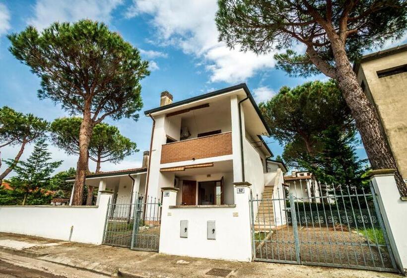 ویلای 1 خوابه, Agenzia Vear   Lido Di Volano