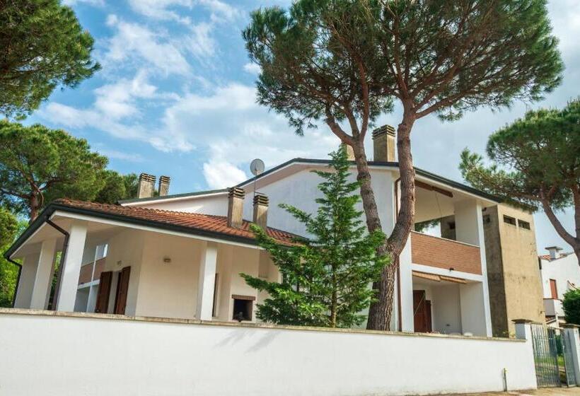 ویلای 1 خوابه, Agenzia Vear   Lido Di Volano