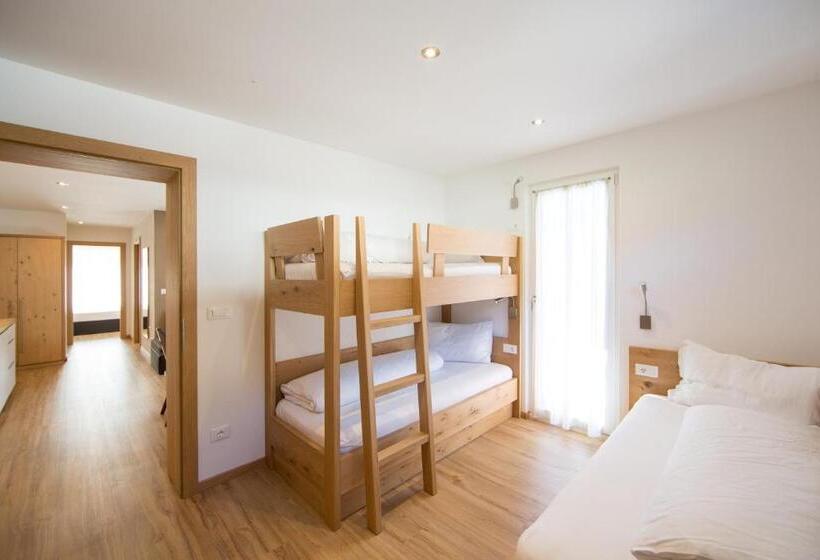 Апартаменты 2 Спальни с Балконом, Residence Grünwald