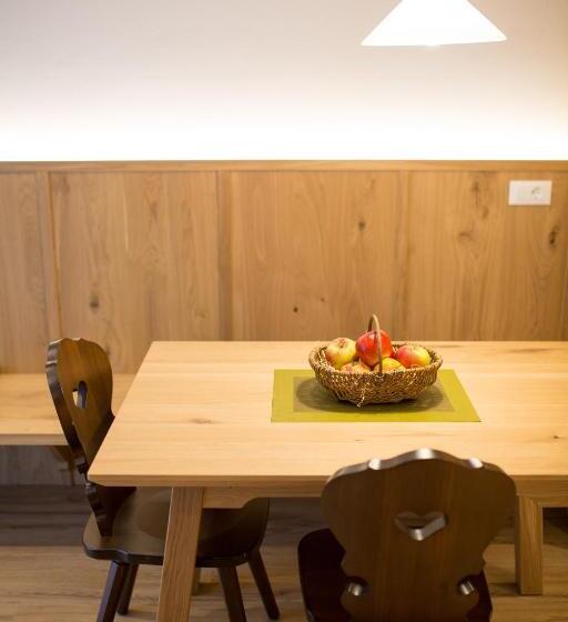 Апартаменты 1 Спальня с Видом, Residence Grünwald