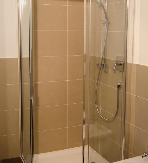 דירת שני חדרים עם מרפת, Residence Reinhild