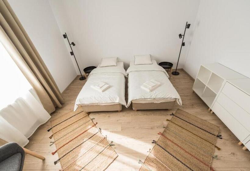 חדר קומפורט לשלושה, Casa Botár Vendégház