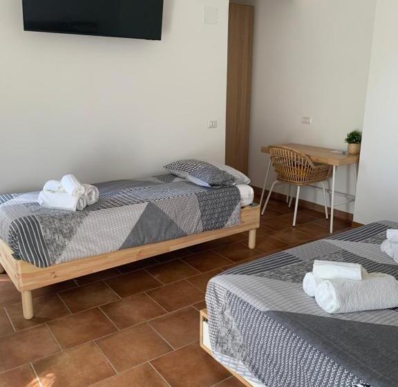 חדר סטנדרט לשלושה, Colle Veralli