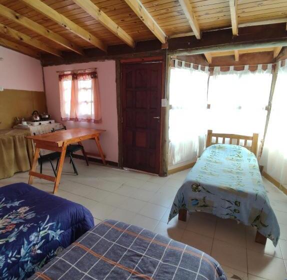 标准平房, Juanita